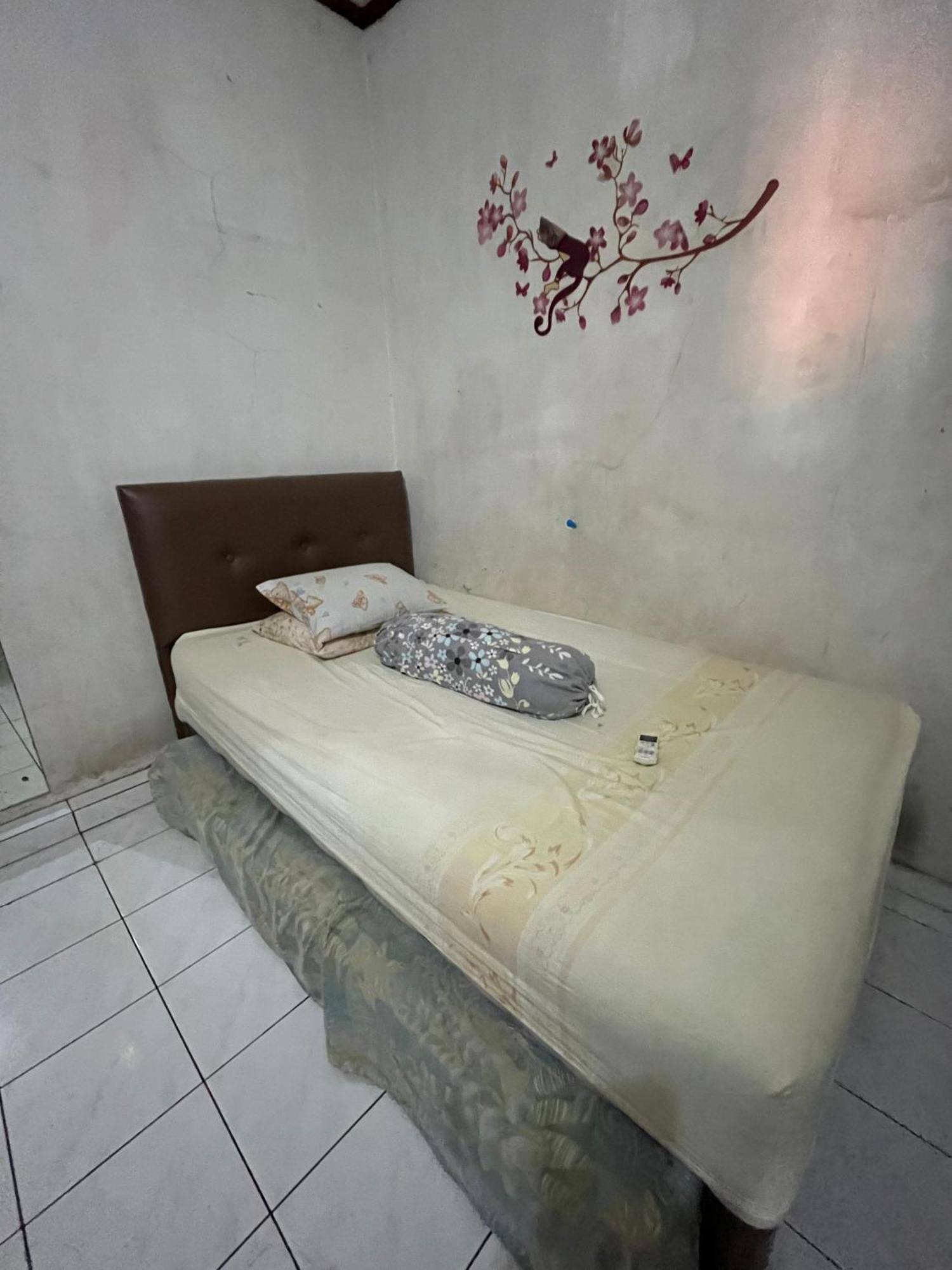 Spot On 94142 Al Fatih Residence Syariah 2 Jakarta Eksteriør billede