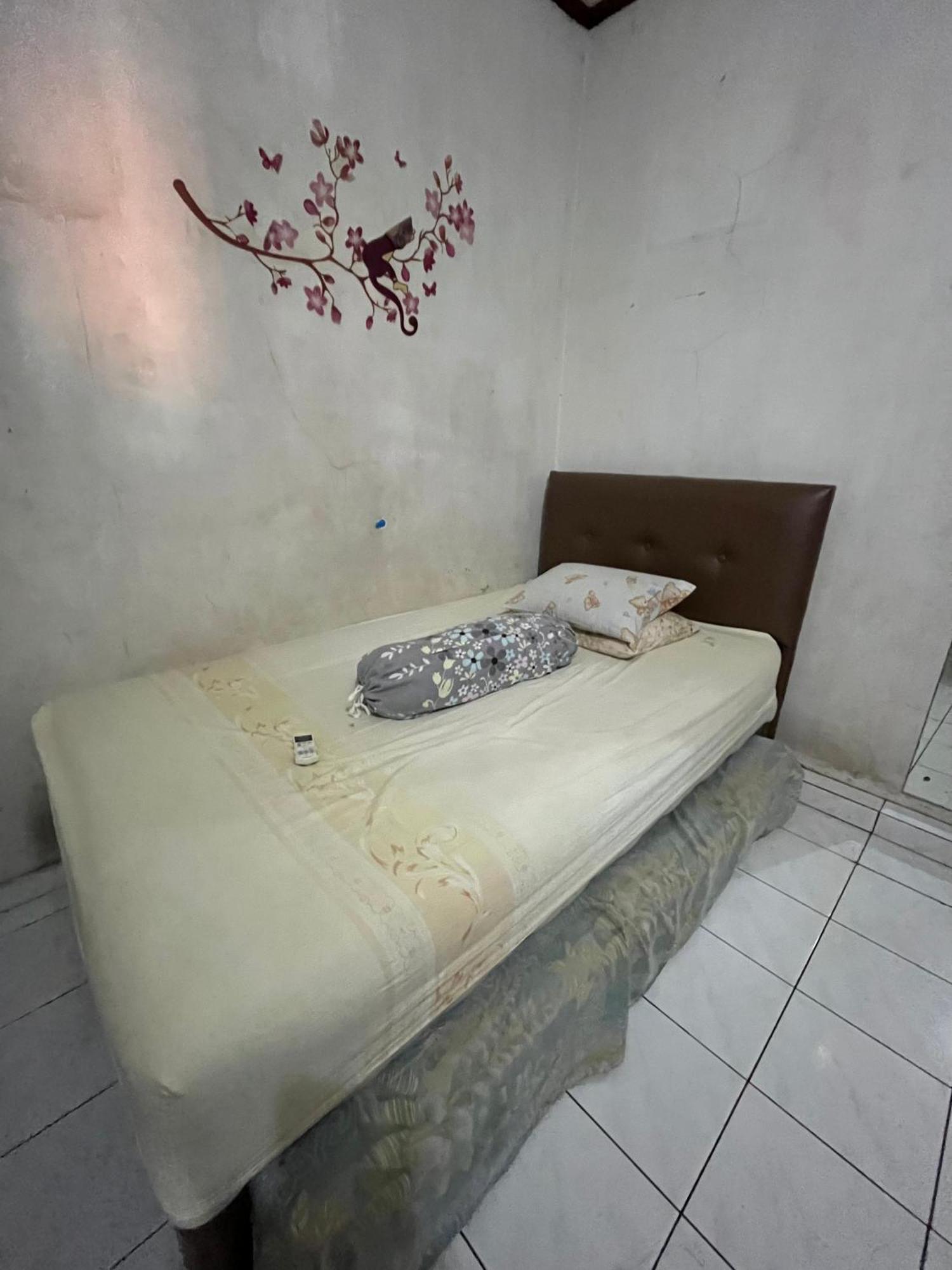 Spot On 94142 Al Fatih Residence Syariah 2 Jakarta Eksteriør billede