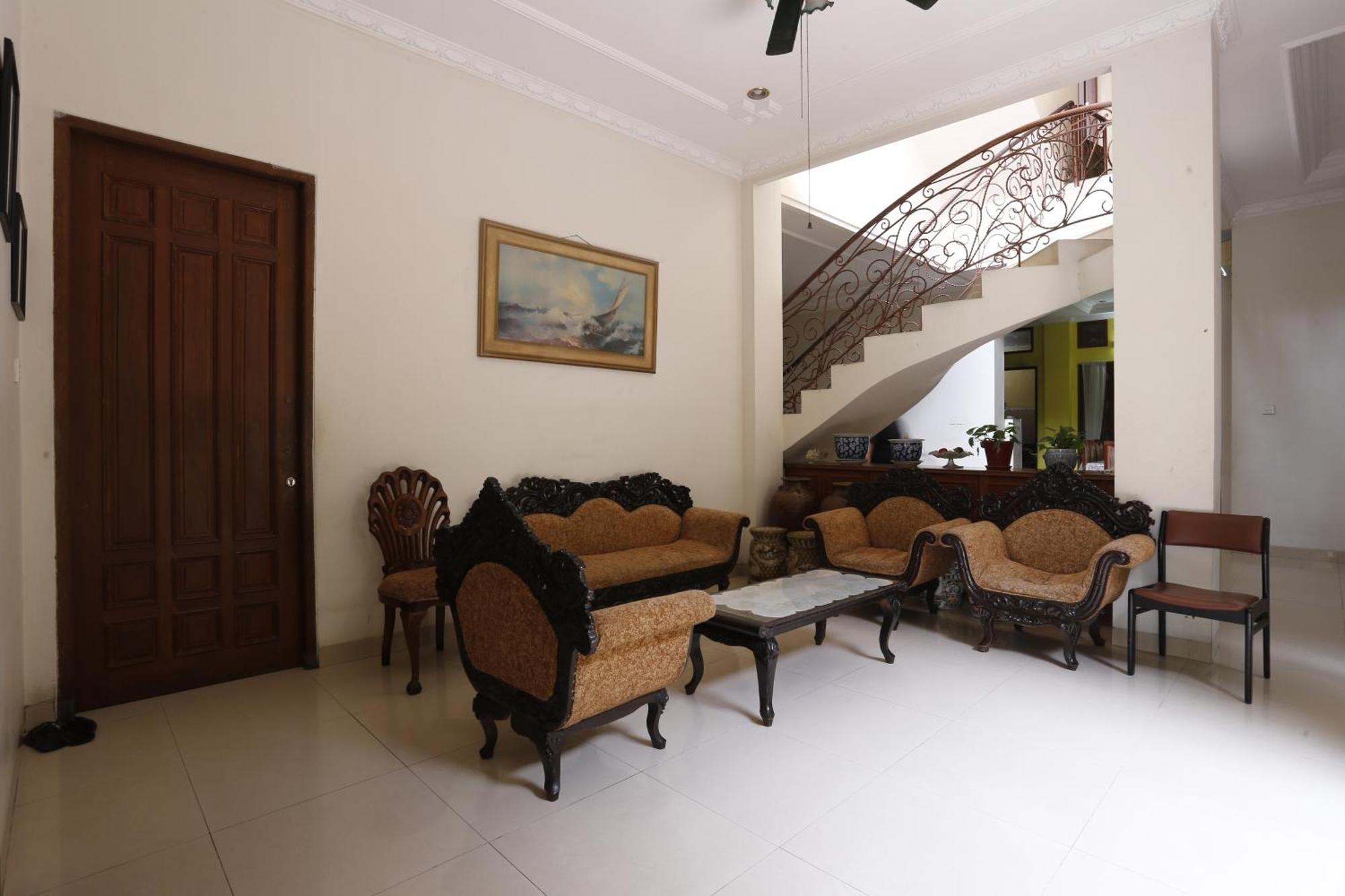 Spot On 94142 Al Fatih Residence Syariah 2 Jakarta Eksteriør billede